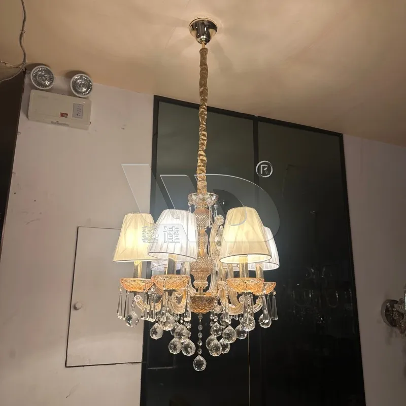 Crystal Chandelier (Vase Deisng)